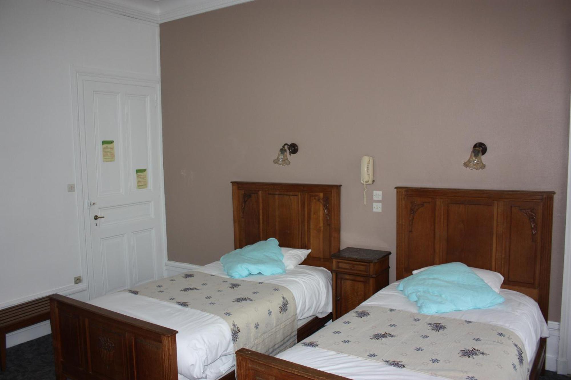 Hotel Savoy Aix-les-Bains Esterno foto