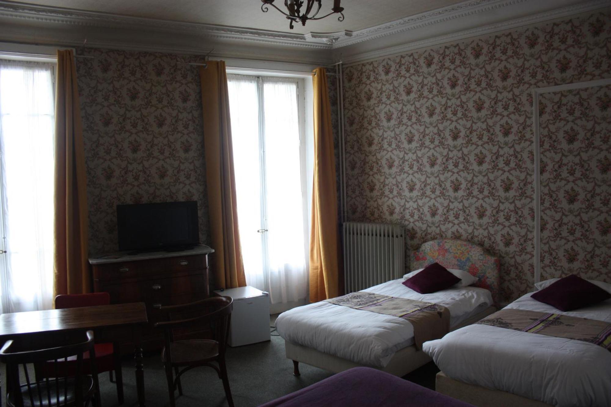 Hotel Savoy Aix-les-Bains Esterno foto